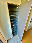 靴箱 アンプル－ルフェ－ルフォルス