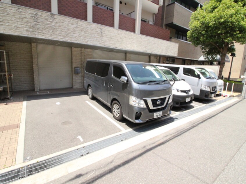 駐車場 フェニックスコート