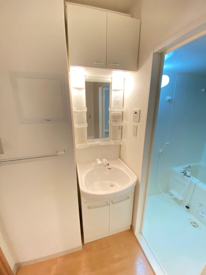 洗面 ソレイユ香里