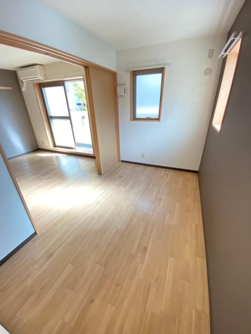 居室 ソレイユ香里