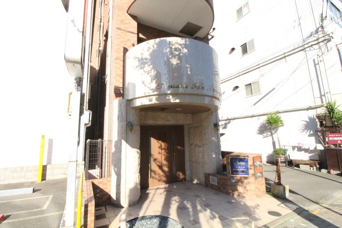 エントランス部分 プレサンス神戸裁判所前