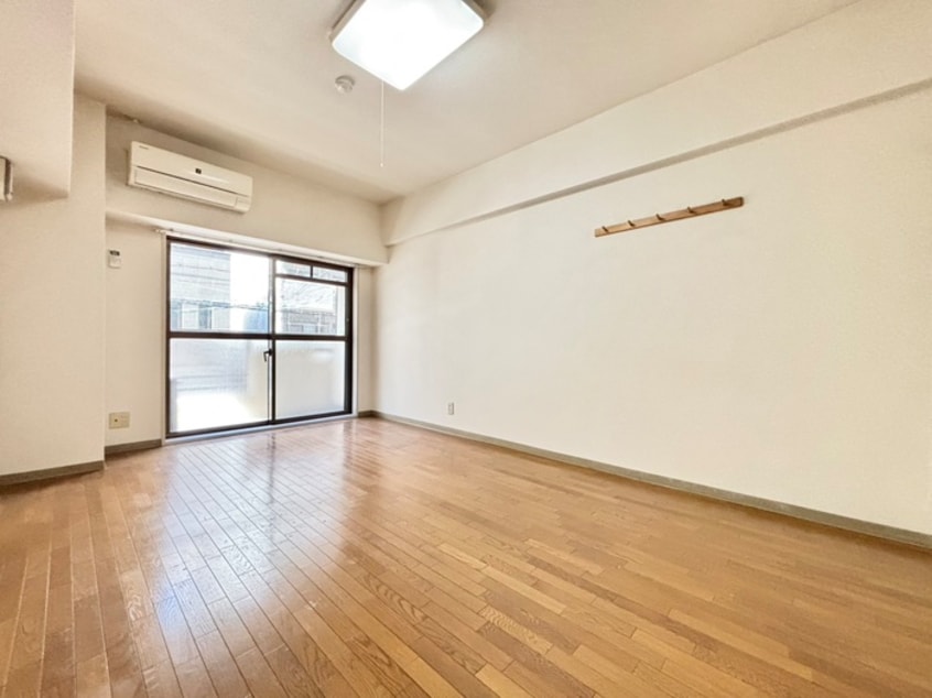 居室 ﾄ-ｶﾝ五条烏丸ｷｬｽﾃ-ﾙ(203)