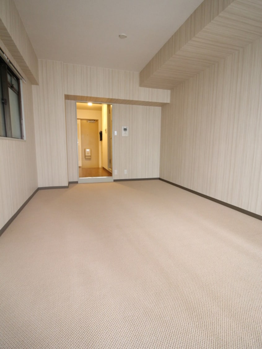 居室 トゥ－ルロワイエ上本町