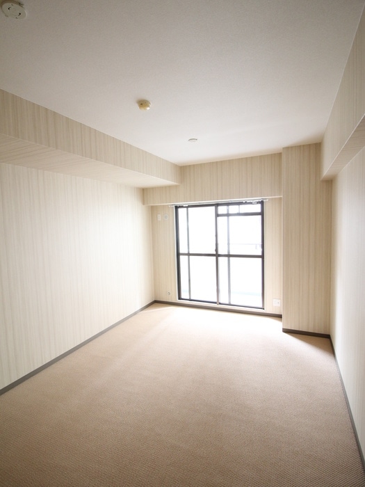 居室 トゥ－ルロワイエ上本町