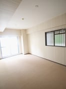 居室 トゥ－ルロワイエ上本町