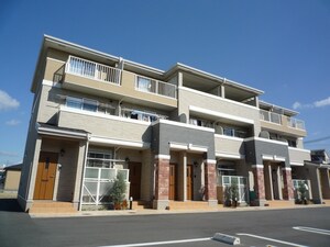 オ－ヴェスト２号館
