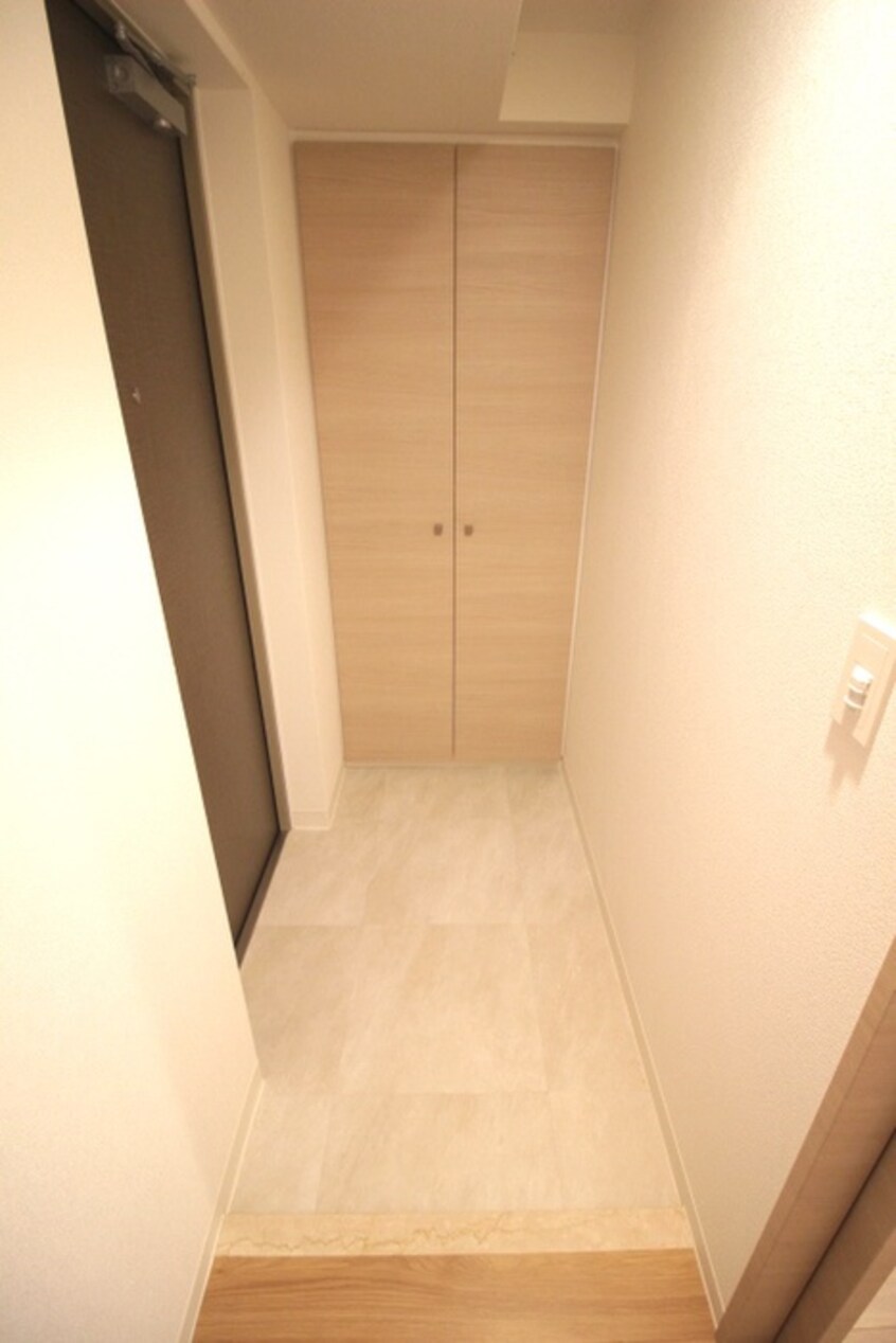 廊下 アプリーレ中之島