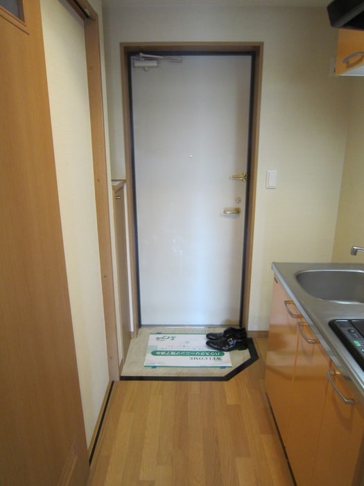 玄関 プラディオ交野