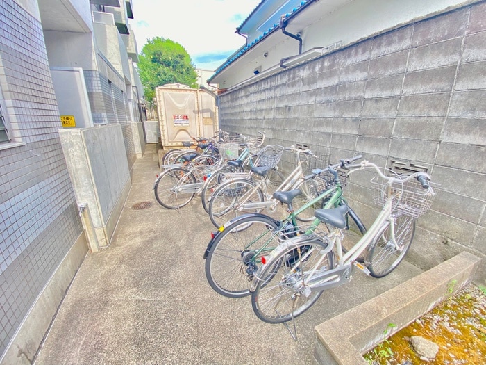 駐輪場 山科ＳＱＵＡＲＥ