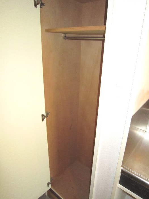 収納 山科ＳＱＵＡＲＥ