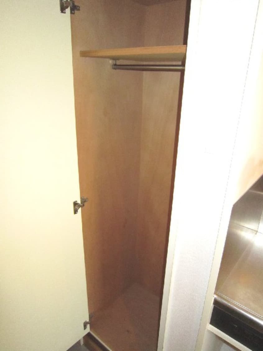 収納 山科ＳＱＵＡＲＥ