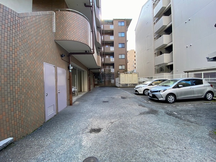 駐車場 ギャラクシー三国ヶ丘