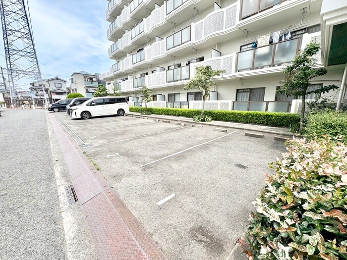 駐車場 ルネ青山