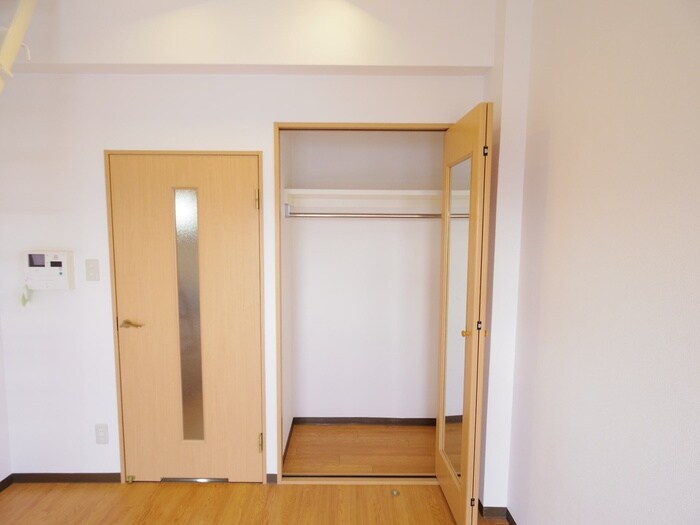 収納 メゾン・リズミィ