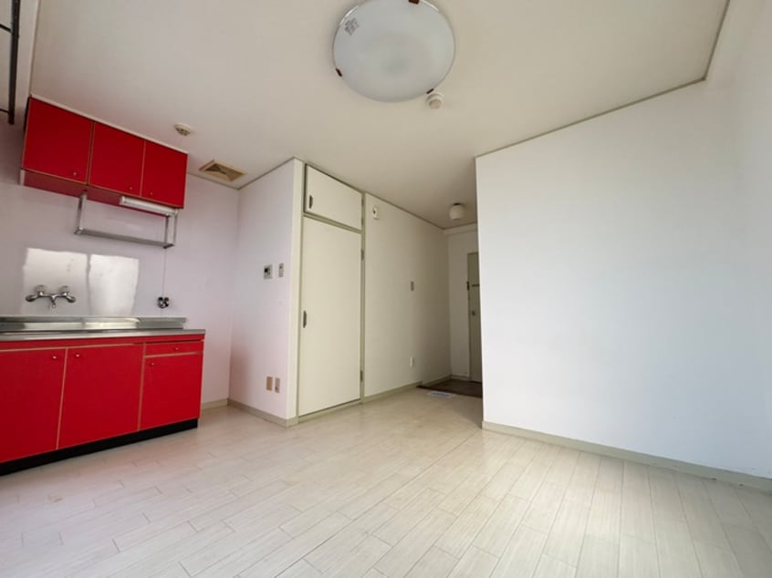 居室 明賢三宮東ビル