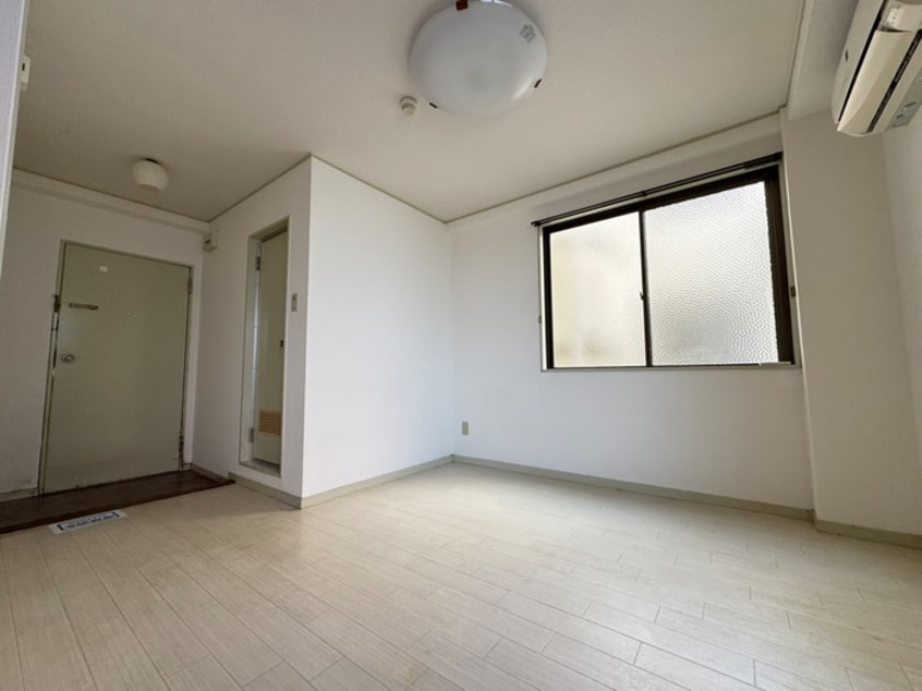 居室 明賢三宮東ビル