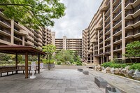 ﾌｧﾐｰﾙｶﾞｰﾃﾞﾝ二条駅前西棟（405）