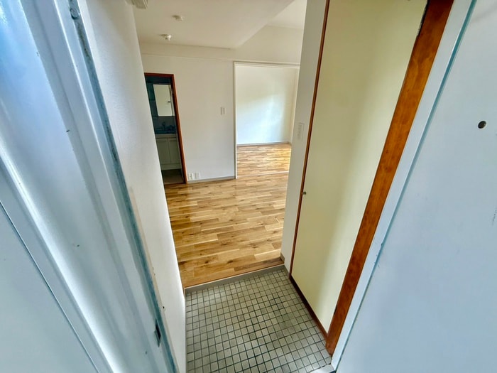 玄関 ﾘﾊﾞｰｻｲﾄﾞﾋﾞｭｰﾌﾗｯﾄ