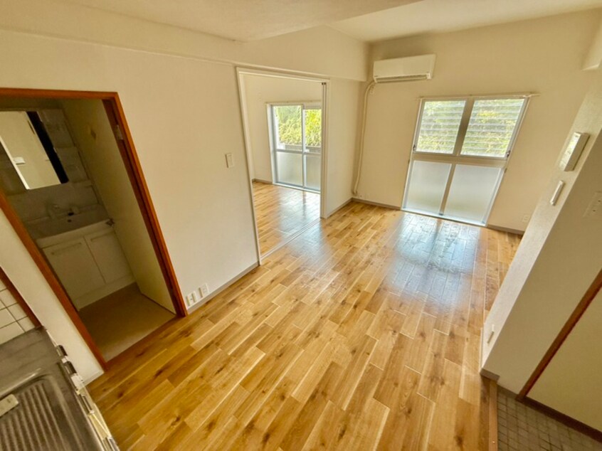 居室 ﾘﾊﾞｰｻｲﾄﾞﾋﾞｭｰﾌﾗｯﾄ