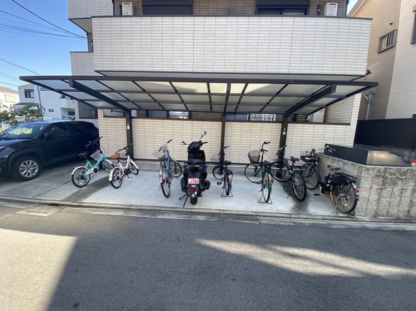 駐車場 カーサ　カルマ