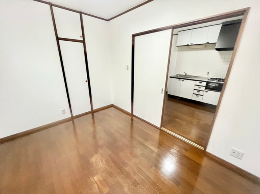 居室 プルミエ－ル　ハルク