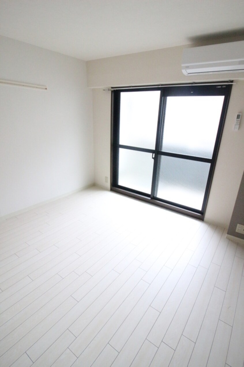 居室 エリーフラッツ西洞院