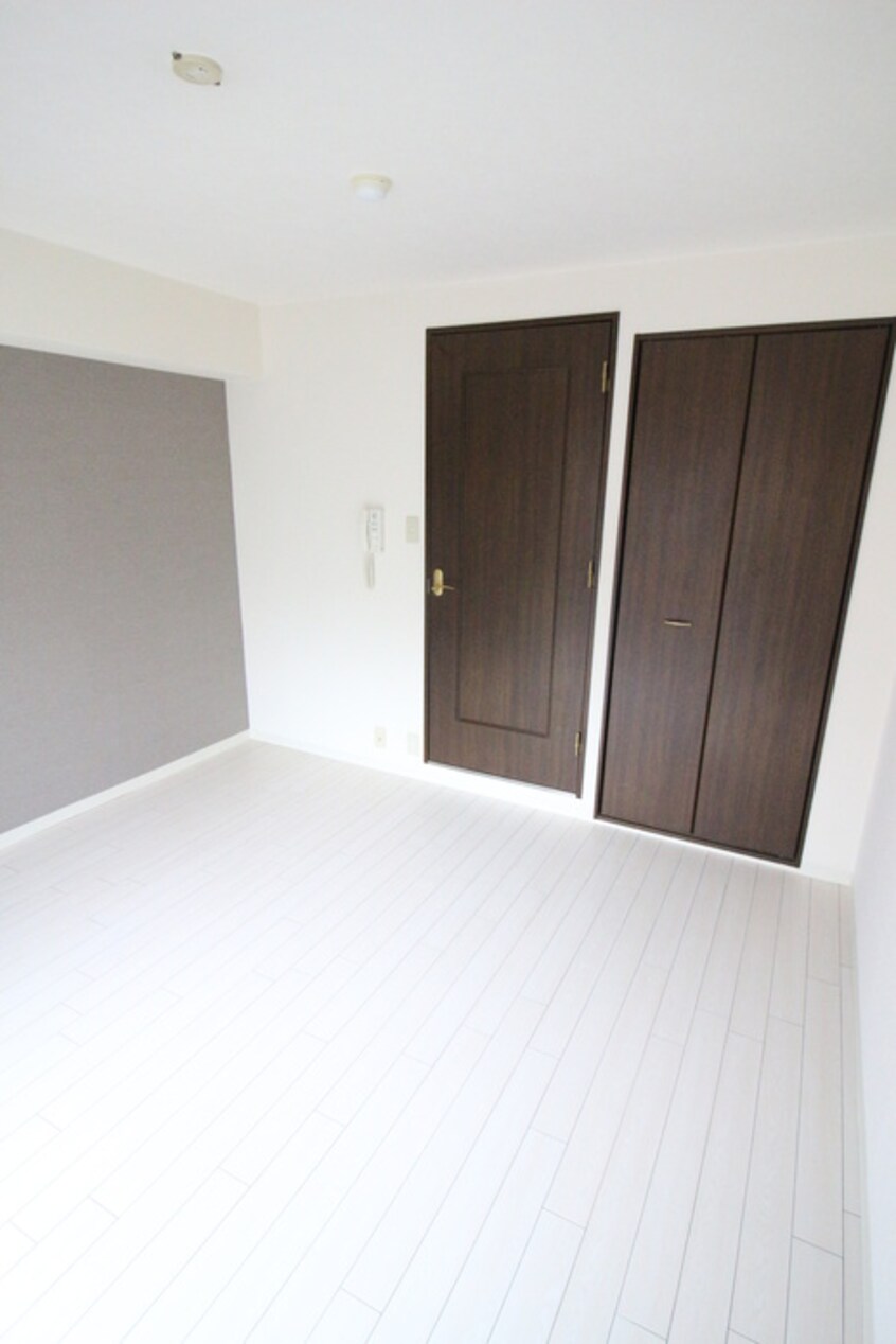 居室 エリーフラッツ西洞院