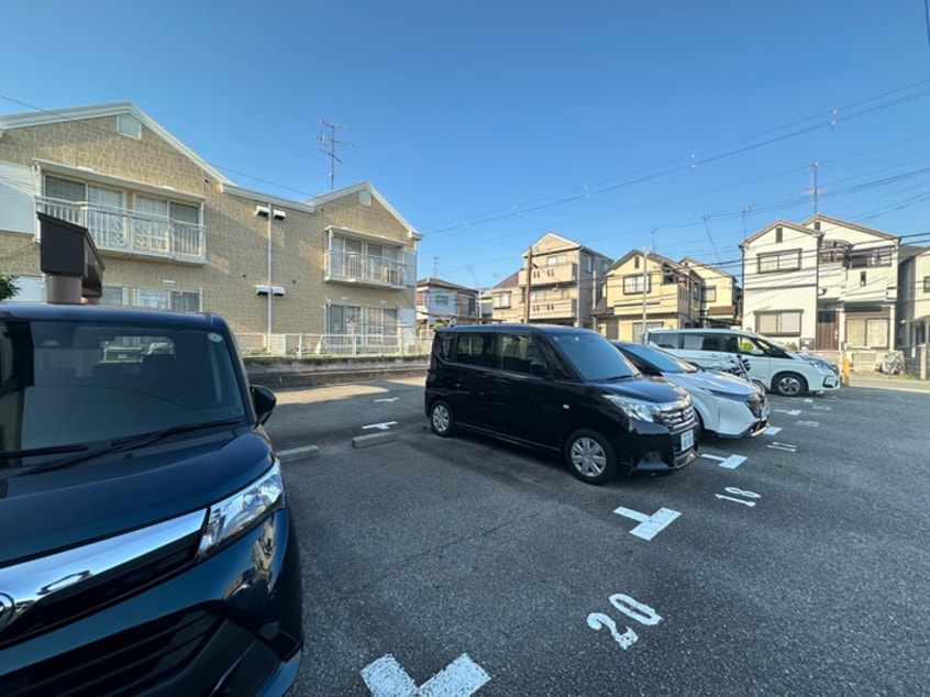 駐車場 ハイツタナカ