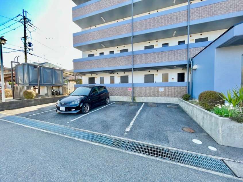 駐車場 マリ－ブ１８２０