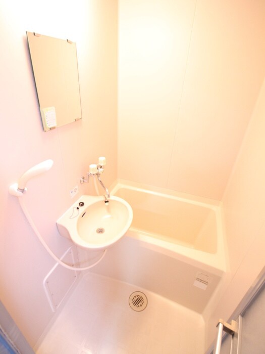 バス／シャワールーム等 マリ－ブ１８２０