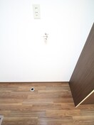 洗濯機置場 マリ－ブ１８２０