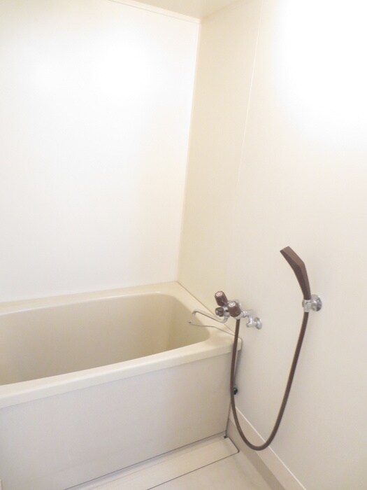 バス／シャワールーム等 モダンアパートメント高槻城南