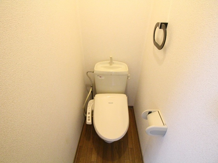 トイレ イルリ－ヴル山手