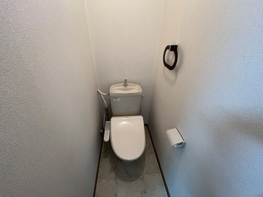 トイレ イルリ－ヴル山手