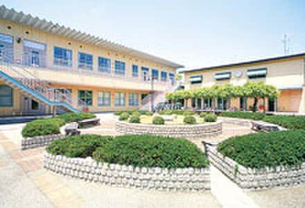 京都外国語専門学校(大学/短大/専門学校)まで400m グランドゥール