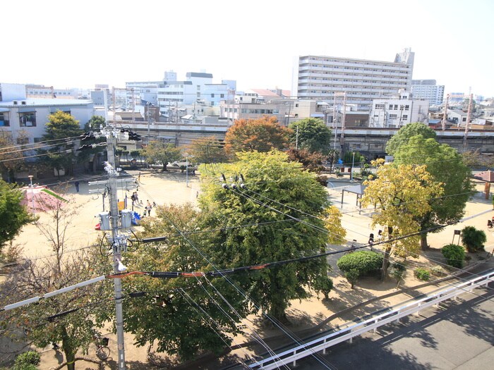 公園(公園)まで210m ＰＡＬＡＣＩＯ　ＥＳＴＲＥＬＡ