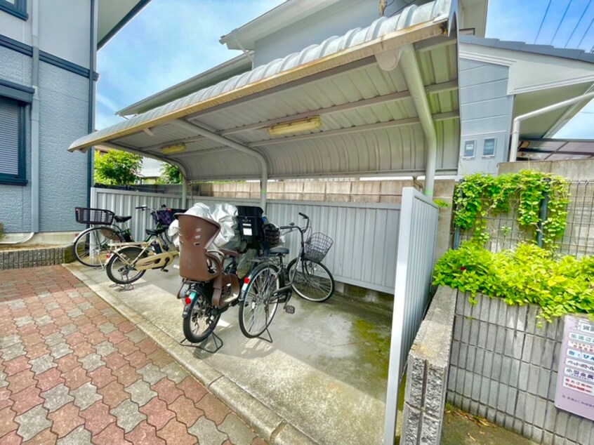 駐輪場 ヂスタ－ハウス
