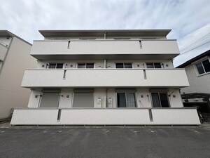 レフィナ－ドカルチェＡ棟