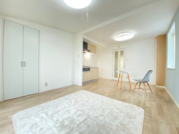 居室 グリシーヌ京町