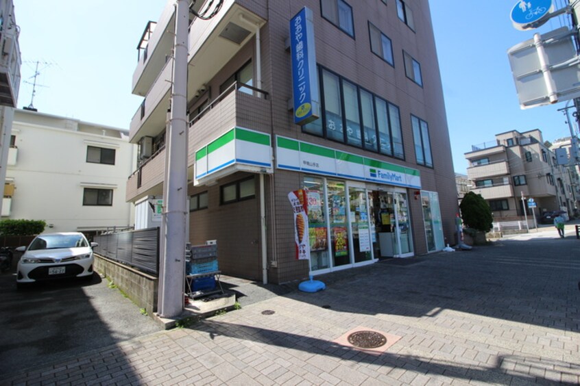 ファミリーマート(コンビニ)まで770m モンソレイユ本山北町