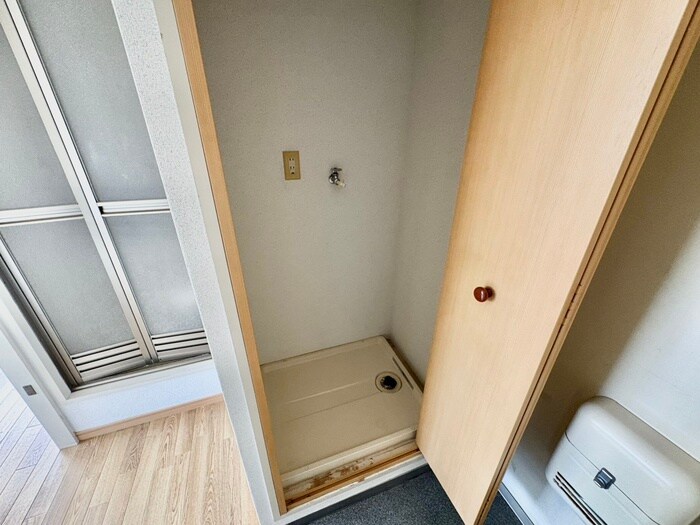 洗濯機置場 明石ヤングパレス