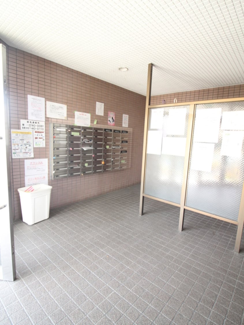 エントランス部分 ﾚｵﾊｲﾑ津田Ⅱ