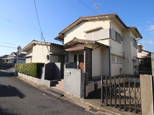 岩園町貸家戸建て