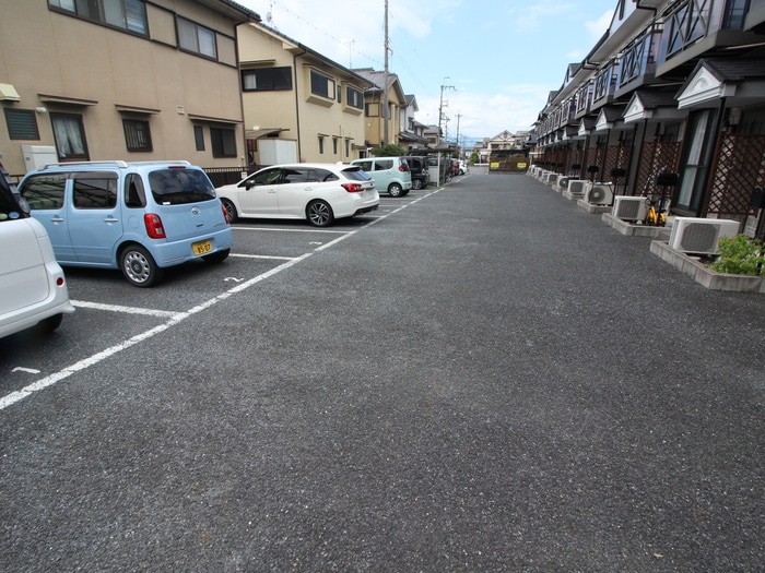 駐車場 Ｒｉｖｅｒ　Ｓｉｄｅ　Ａ棟