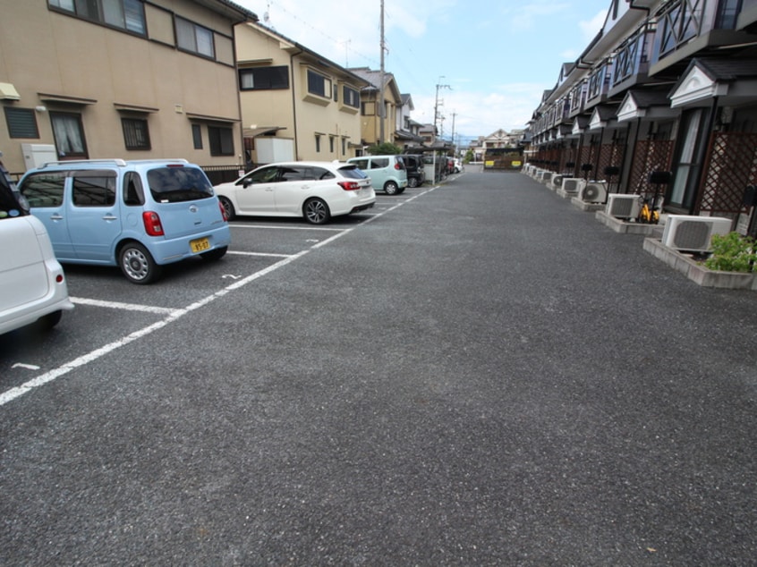 駐車場 Ｒｉｖｅｒ　Ｓｉｄｅ　Ａ棟