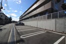 駐車場 カーサ高善B棟