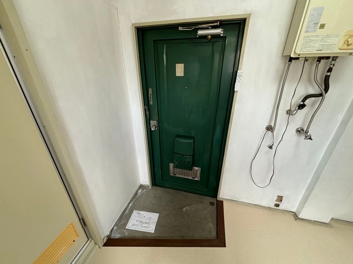 玄関 ハイツ桂南