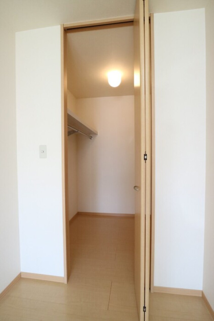 収納 アネックスハイブリッジＢ棟