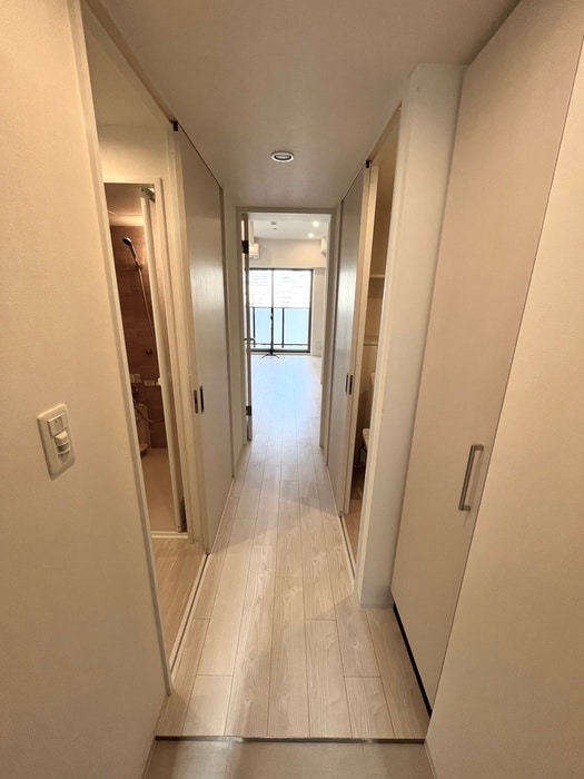 廊下 シーズンフラッツ新町