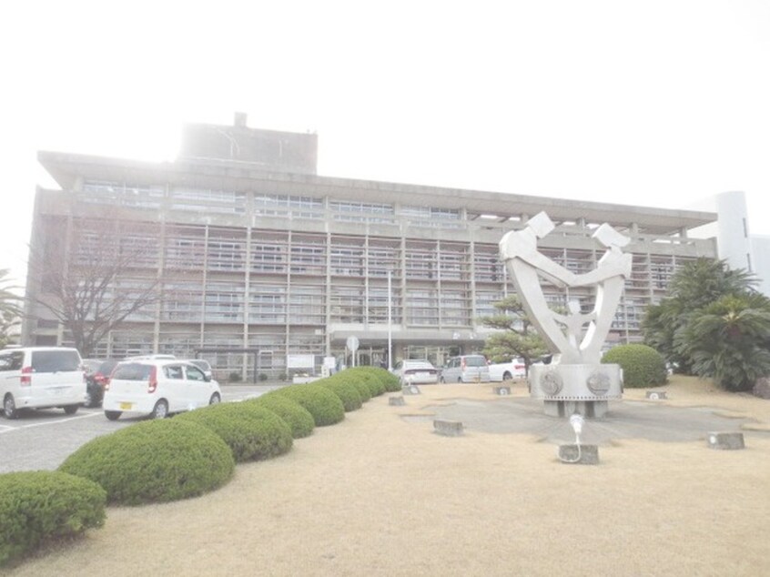 貝塚市役所(役所)まで850m カーサ福田
